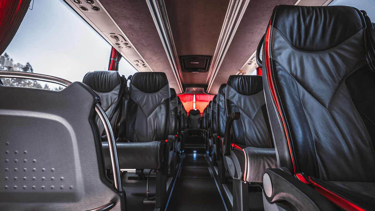 charter-bus-vs-coach-bus